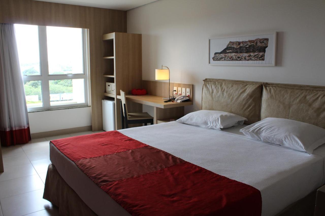 Iu-á Hotel Juazeiro do Norte Esterno foto